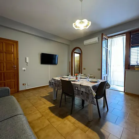 Seaside Apartmán *